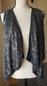 Gorgeous cropped sequin vest